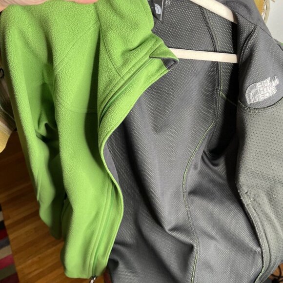 The North Face Womens S Windwall Fleece Jacket Kelly Green - Picture 5 of 8